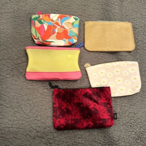 Ipsy Bags Makeup Cosmetics Bags - Picture 4 of 4
